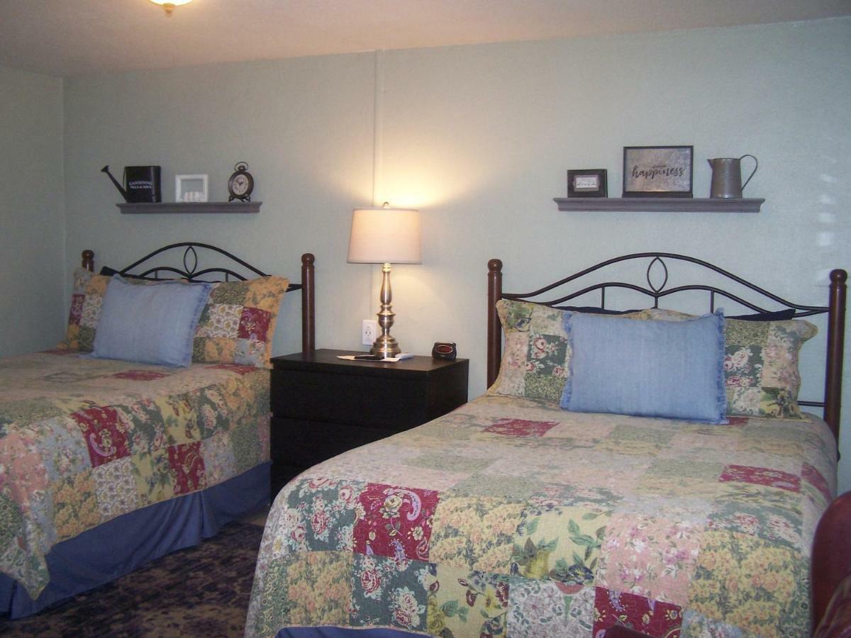 Blanco County Inn & Guesthouses Exterior foto